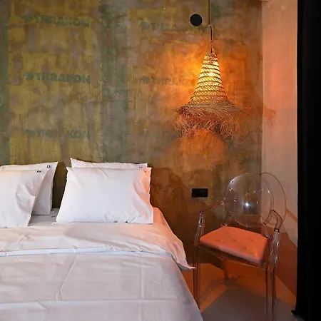 Paradox Aparthotel
